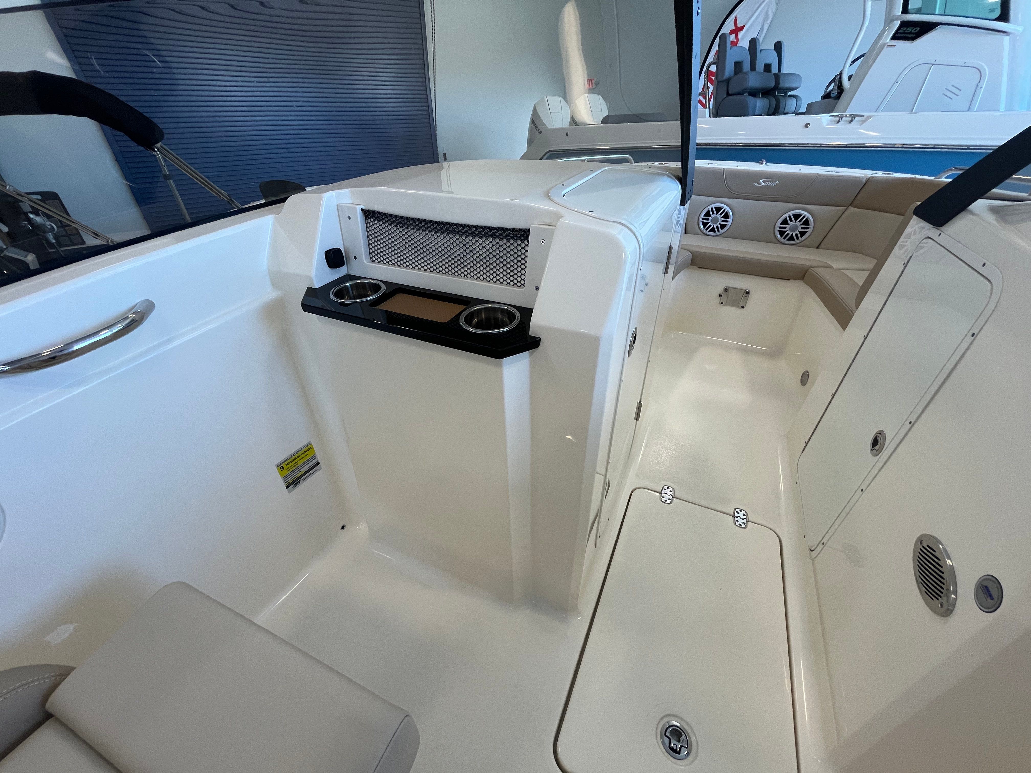 2024 Scout 215 Dorado Image Thumbnail #11