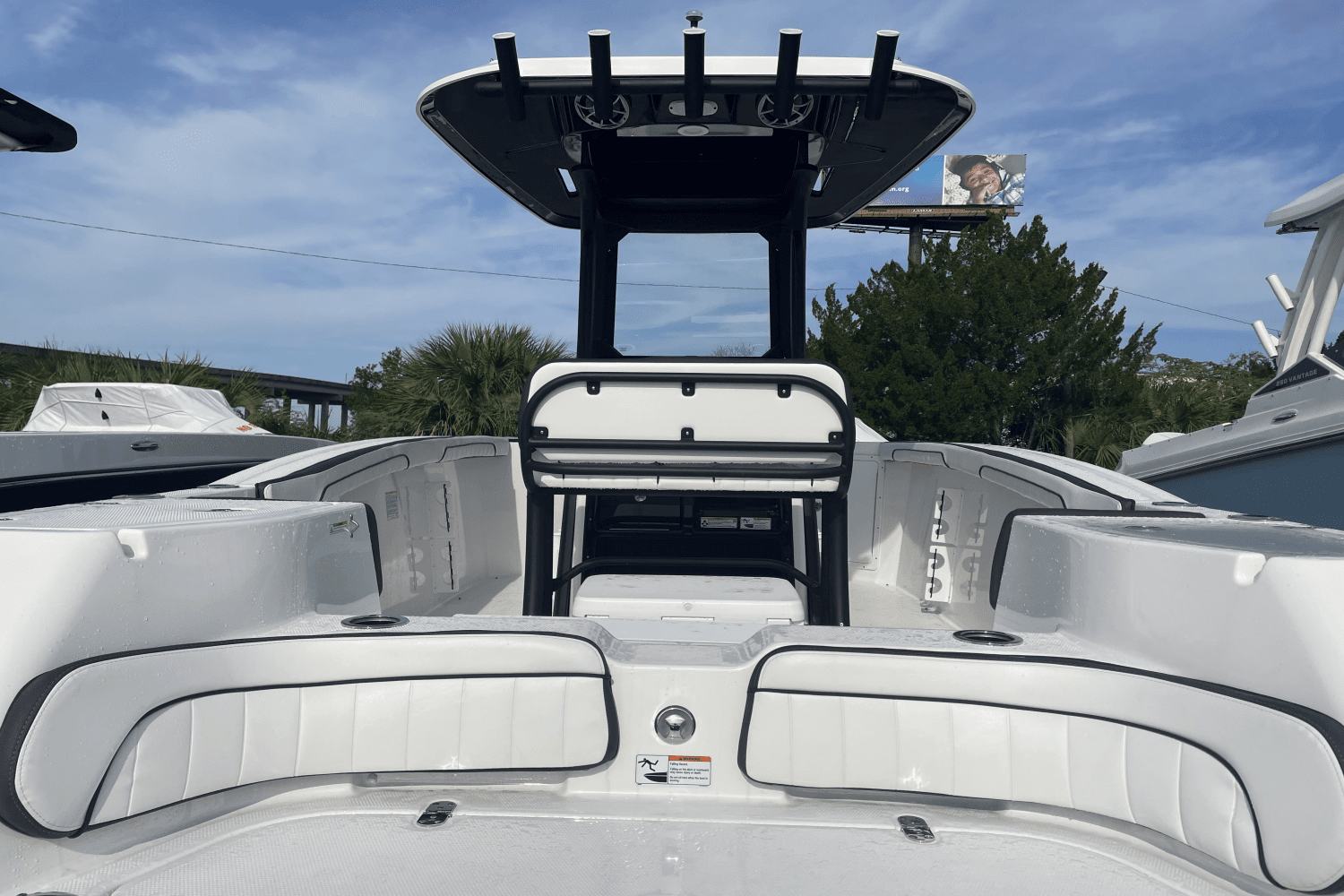 2023 Yamaha 255 Fsh Sport E Marinemax Savannah 7575