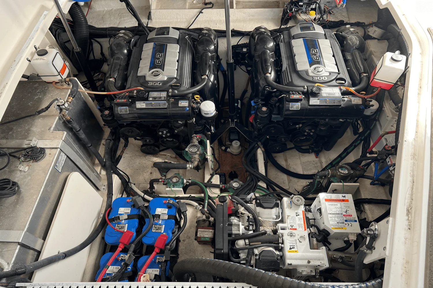 2016 Sea Ray 330 SUNDANCER Image Thumbnail #41