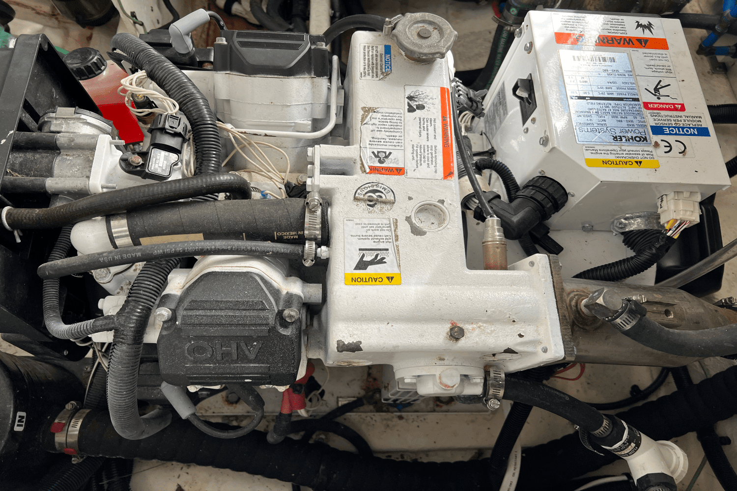 2016 Sea Ray 330 SUNDANCER Image Thumbnail #40