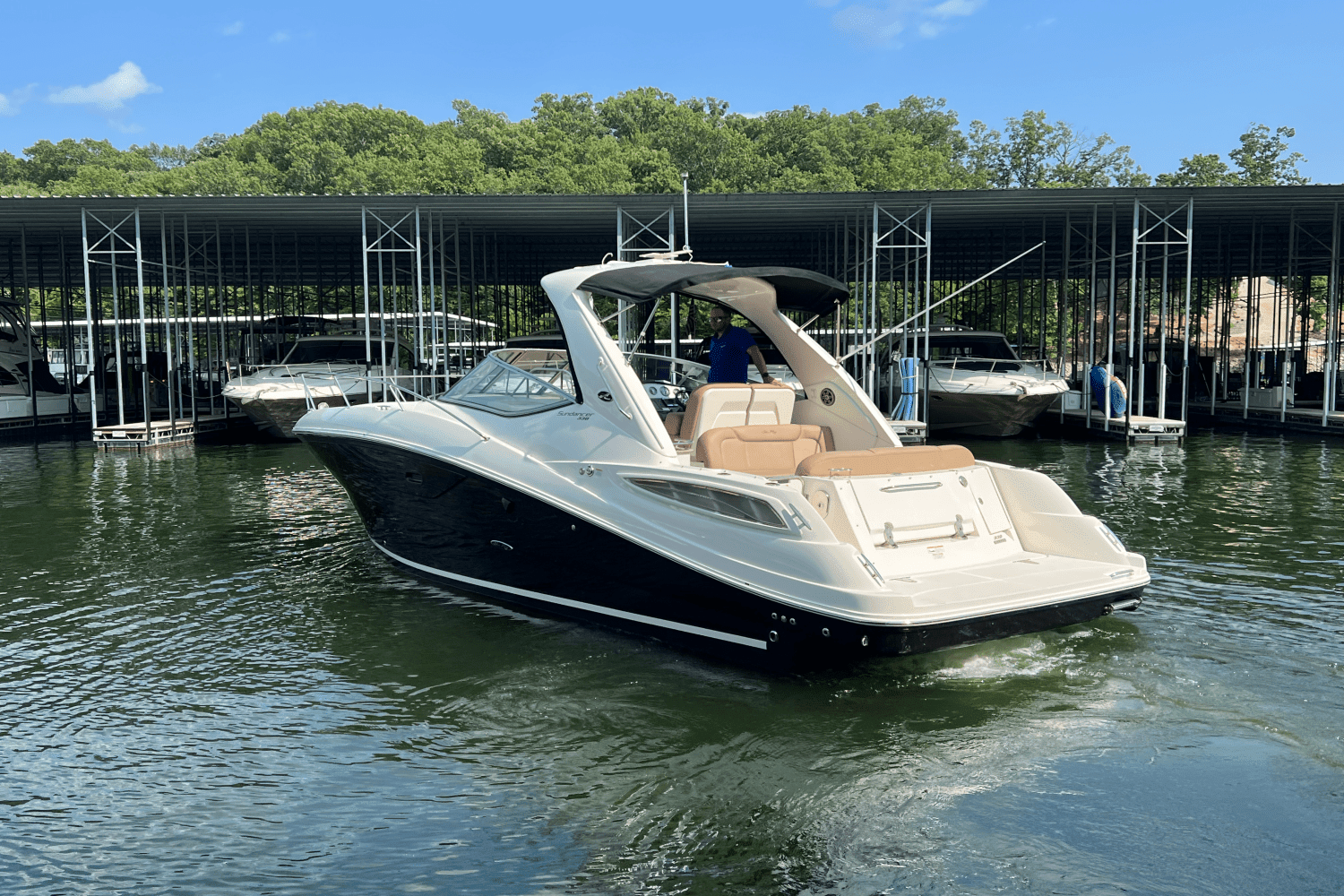 2016 Sea Ray 330 SUNDANCER Image Thumbnail #20