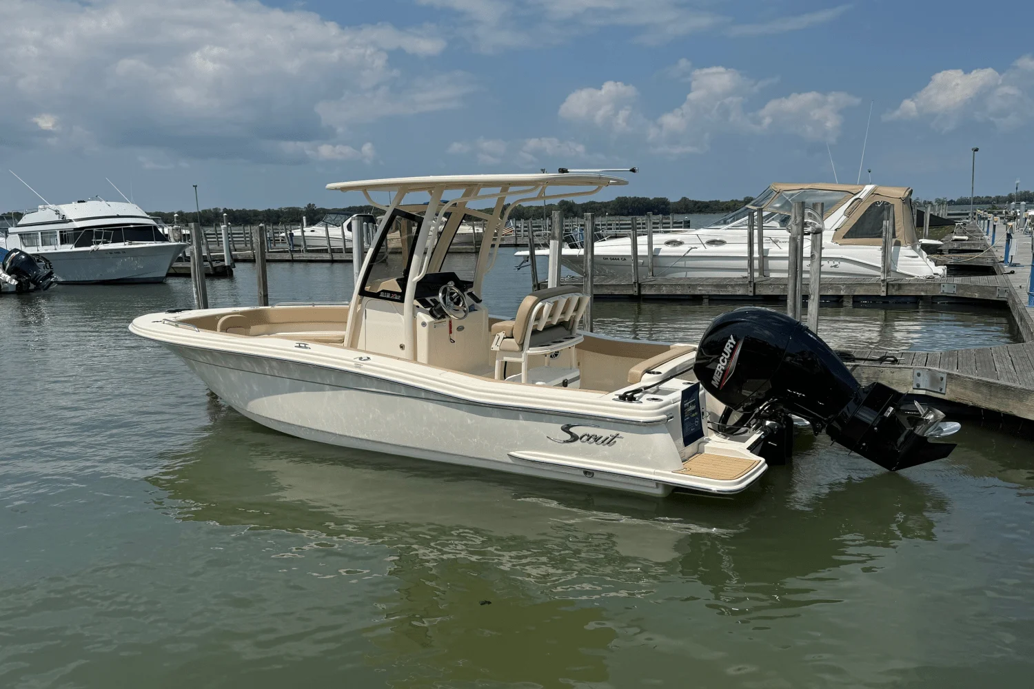 2024 Scout 215 XSF Image Thumbnail #1