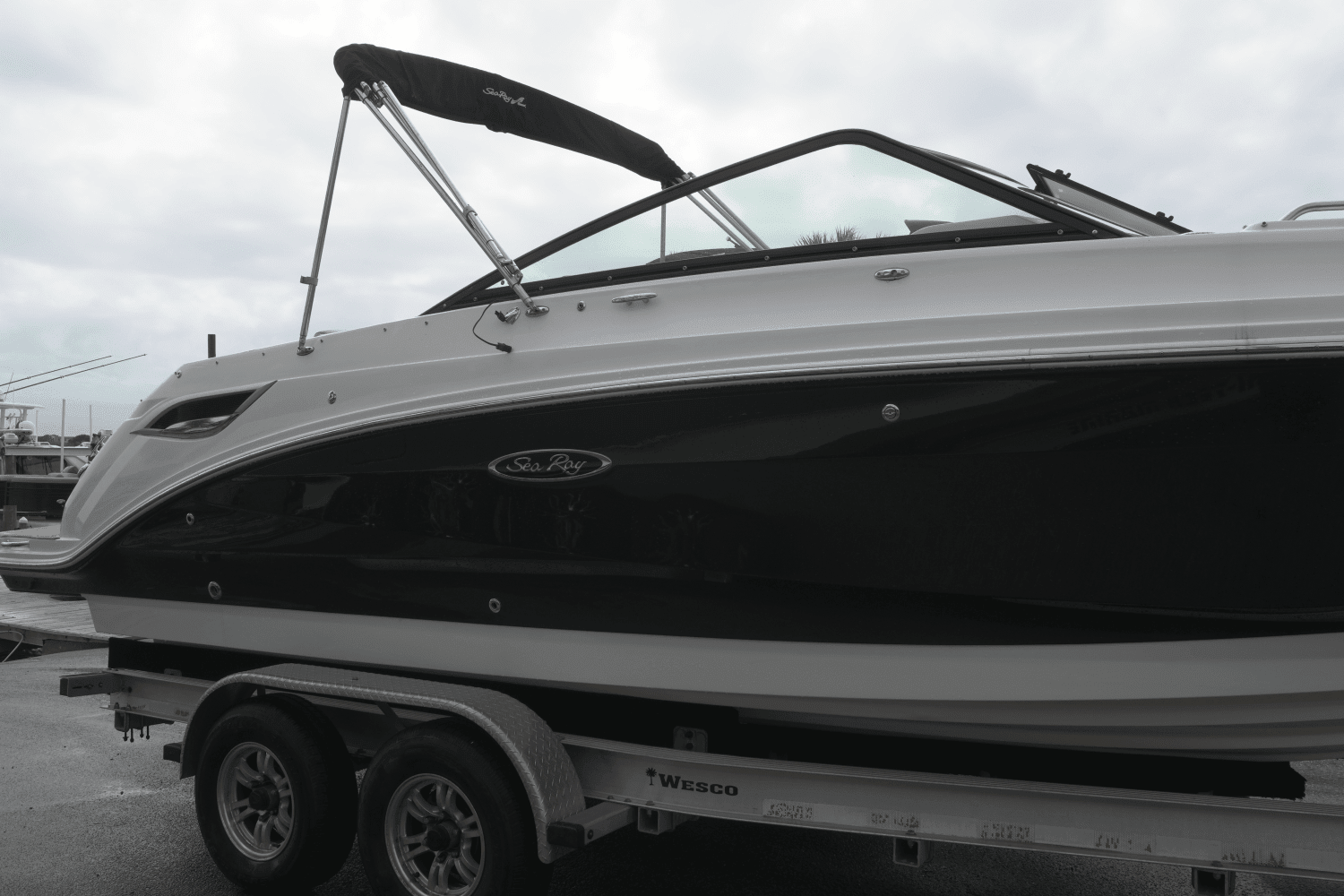 Thumbnail 3 for 2019 Sea Ray SDX 250