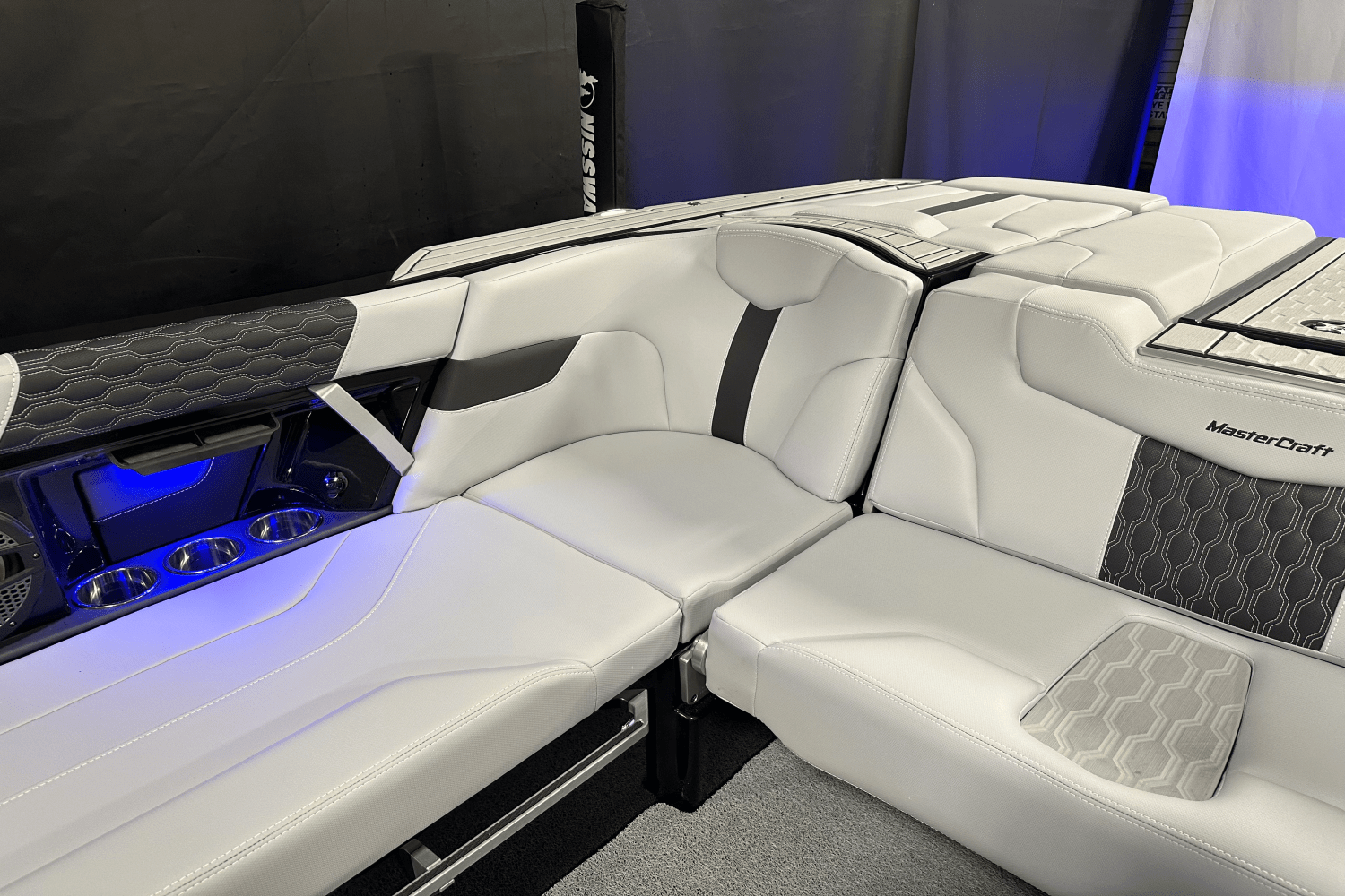 2024 Mastercraft XT25 Image Thumbnail #59