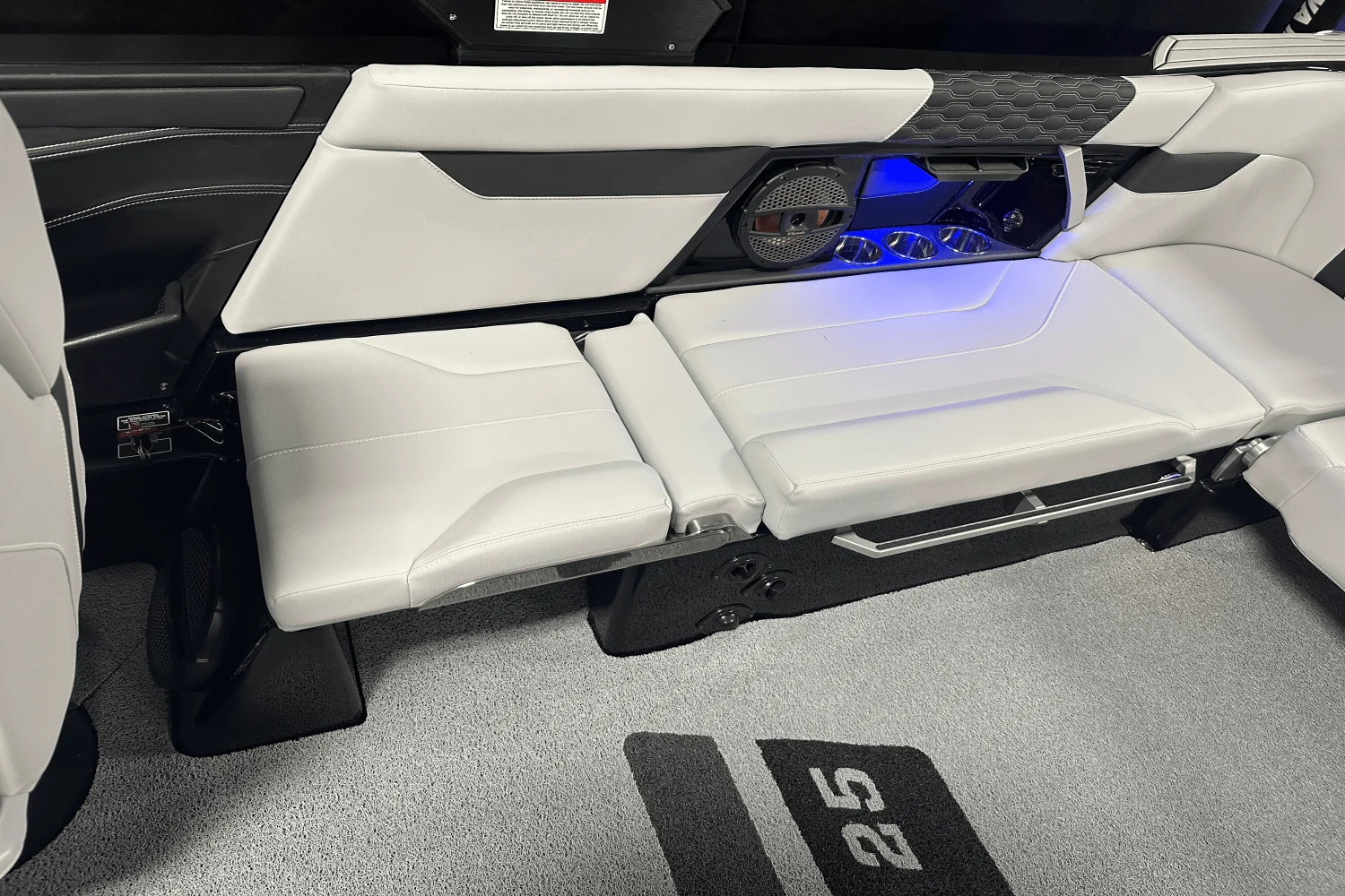 2024 Mastercraft XT25 Image Thumbnail #34