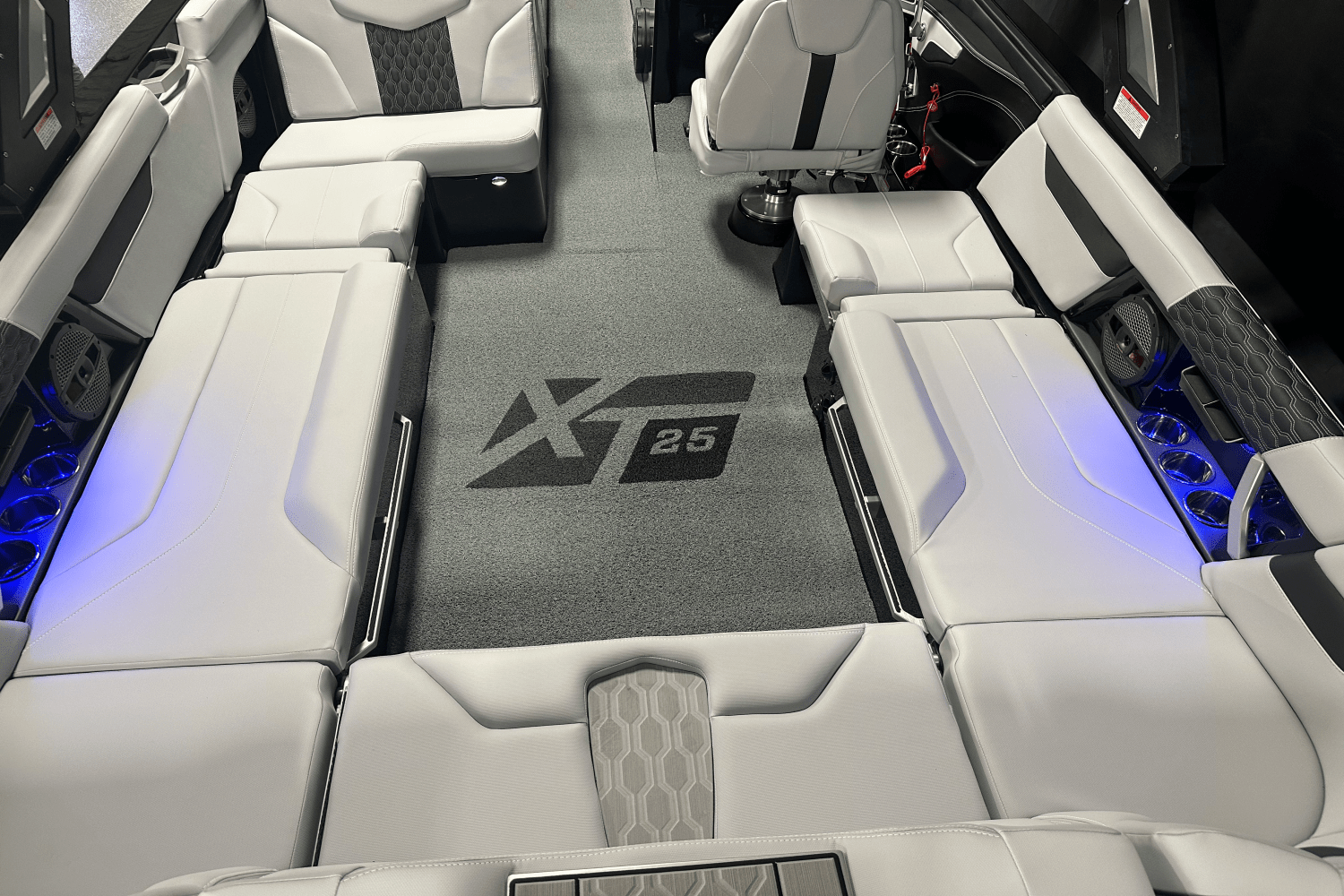 2024 Mastercraft XT25 Image Thumbnail #27