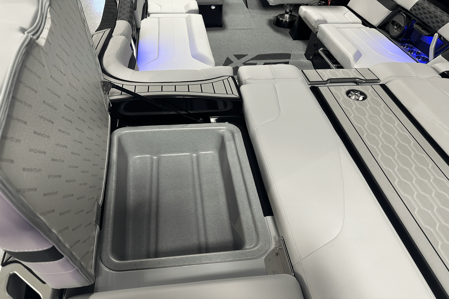 2024 Mastercraft XT25 Image Thumbnail #23