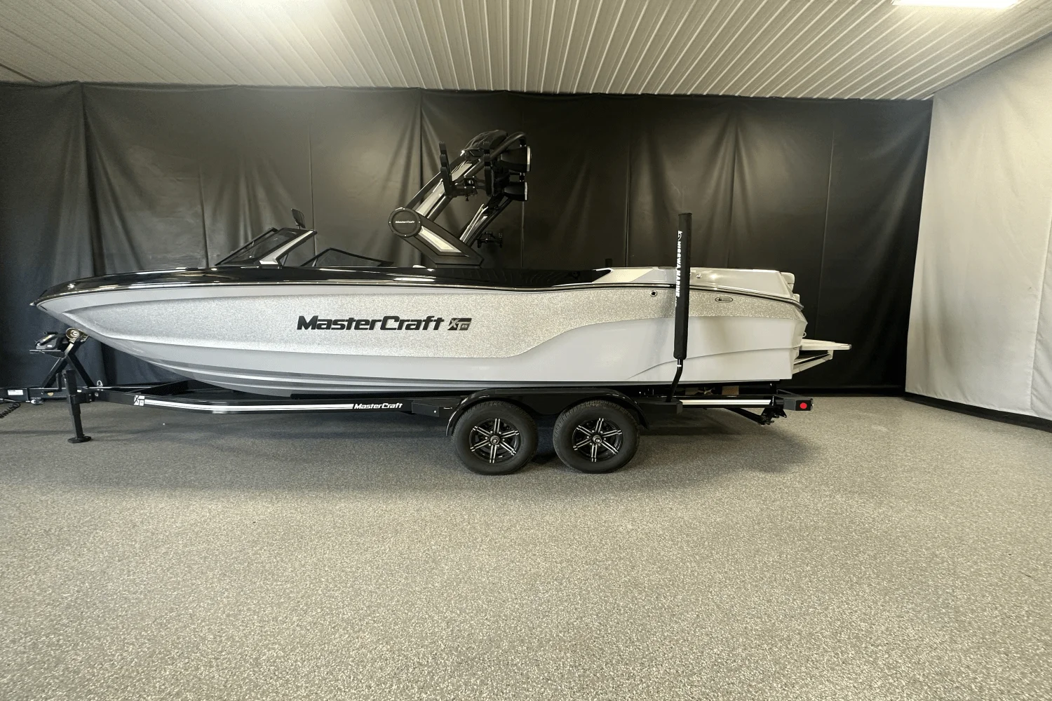2024 Mastercraft XT25