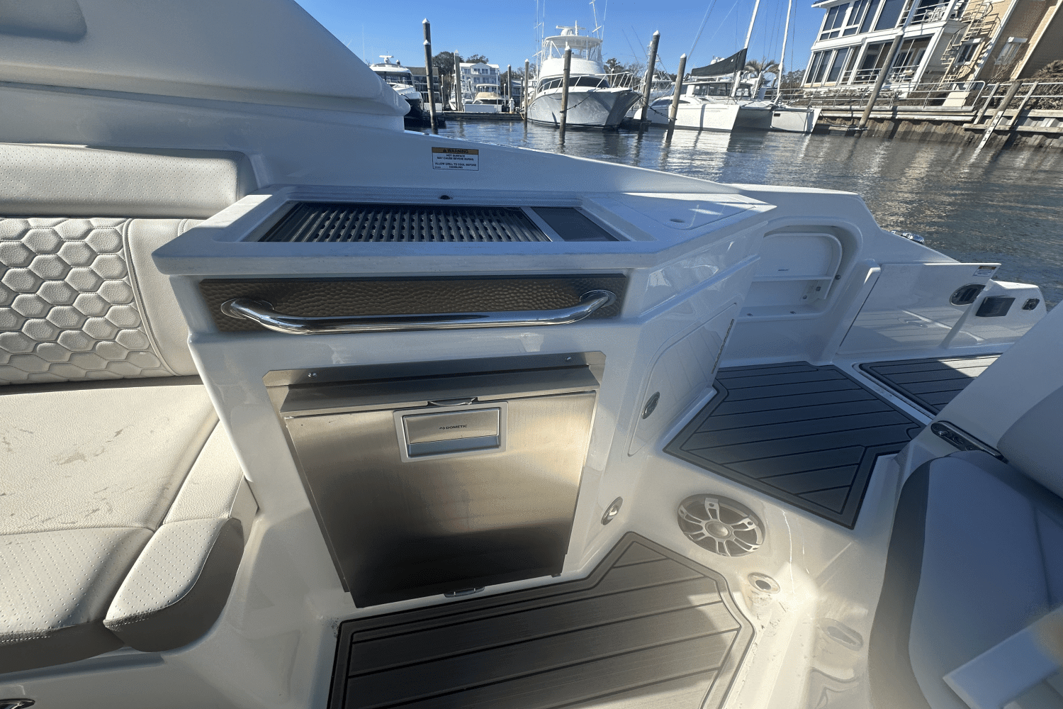 2024 Sea Ray
                                                             SDX 290 Outboard Image Thumbnail #11