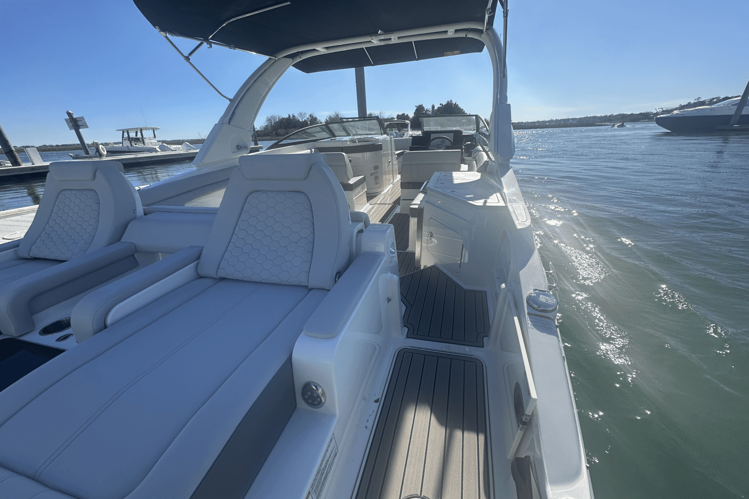 2024 Sea Ray
                                                             SDX 290 Outboard Image Thumbnail #10