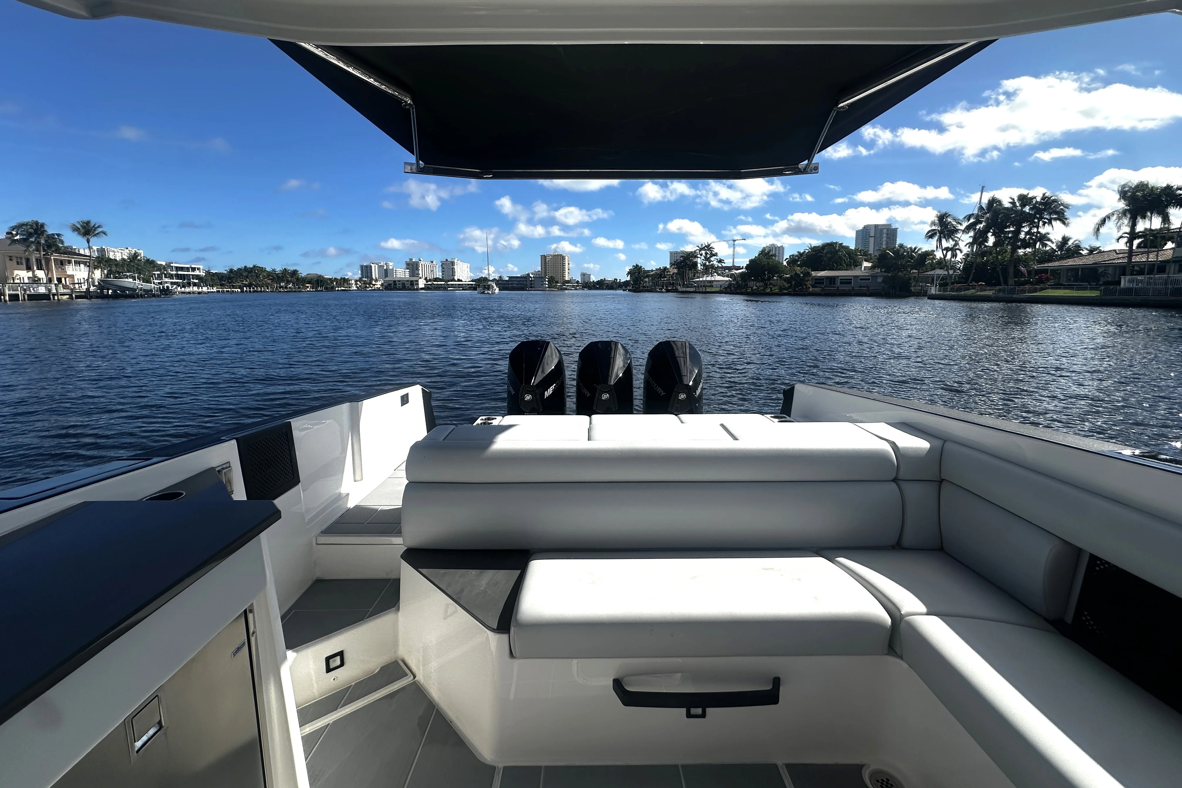 2024 Aviara AV36 Outboard Image Thumbnail #21