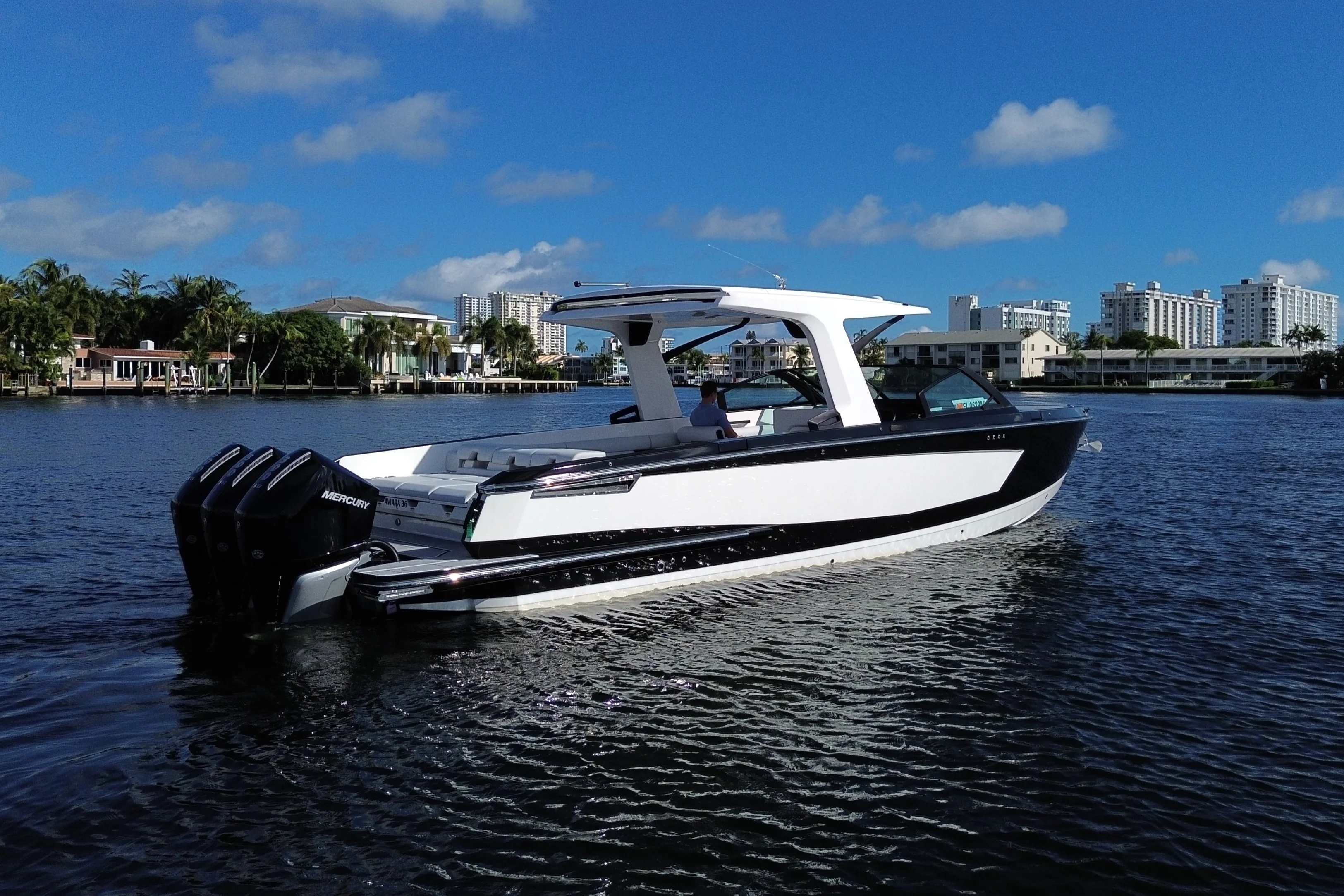 2024 Aviara AV36 Outboard Image Thumbnail #8