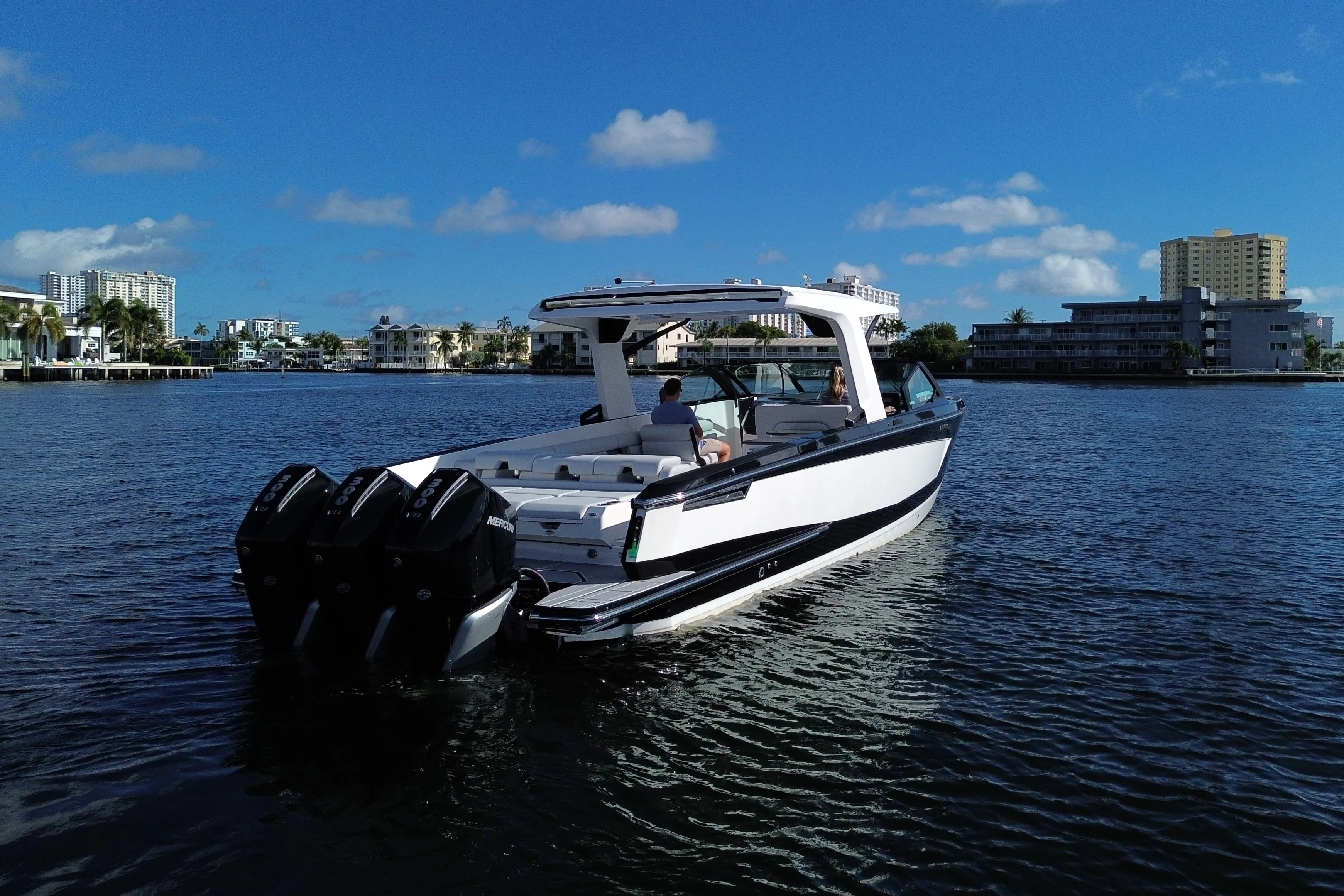 2024 Aviara AV36 Outboard Image Thumbnail #7