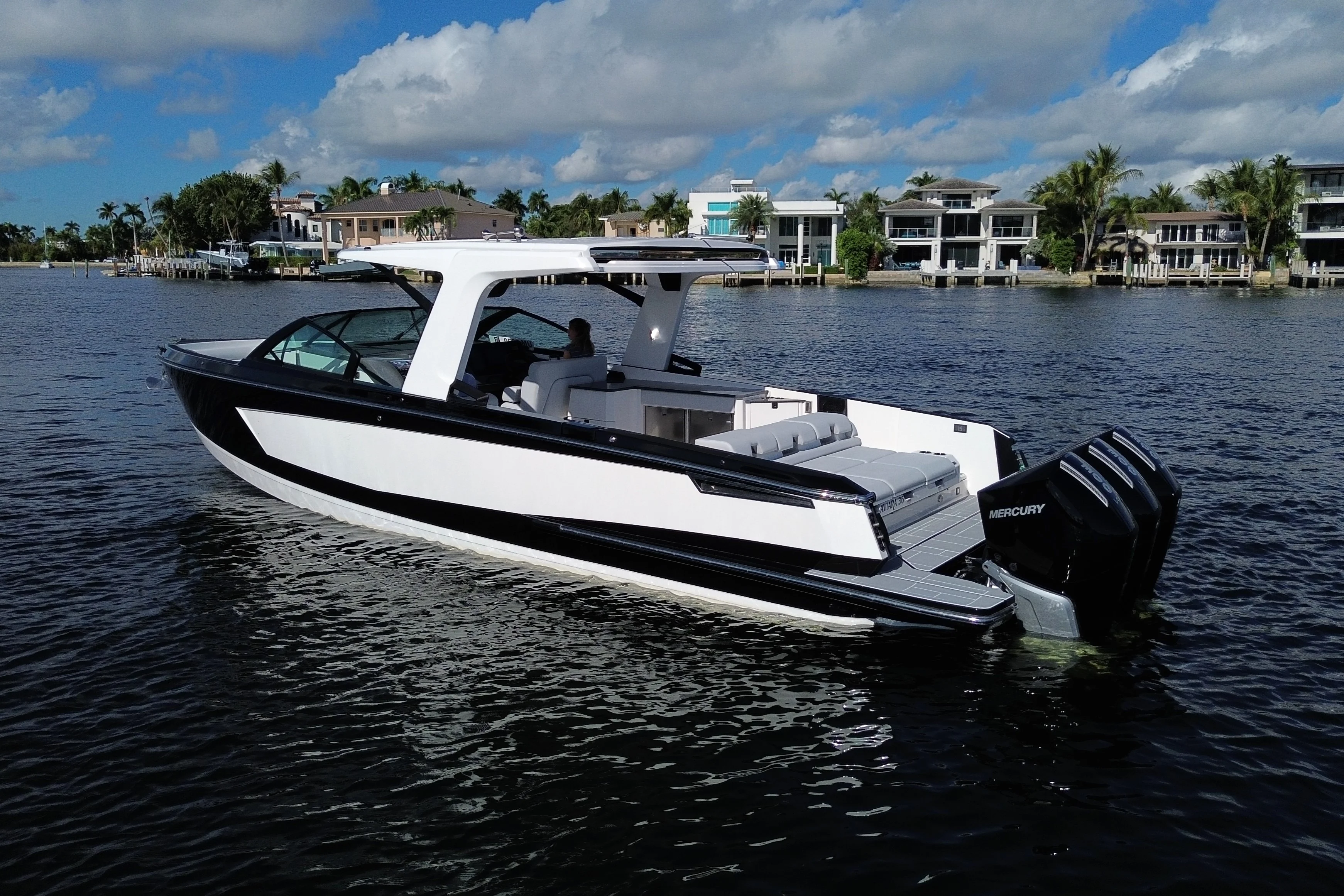 2024 Aviara AV36 Outboard Image Thumbnail #3