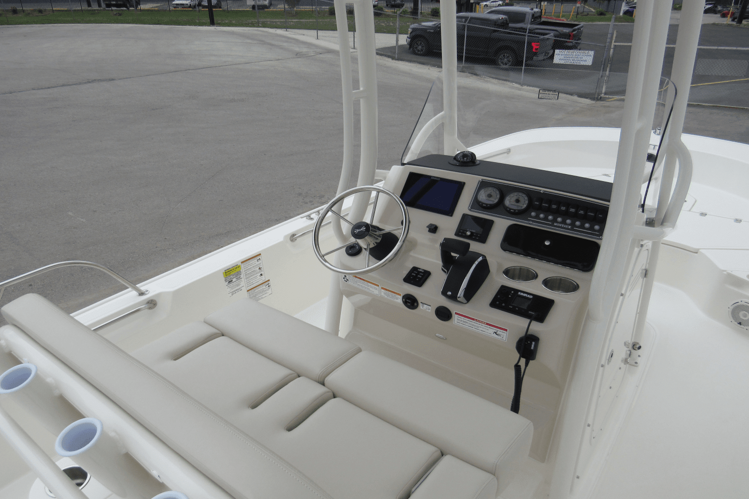 2024 Boston Whaler 210 Montauk Image Thumbnail #20