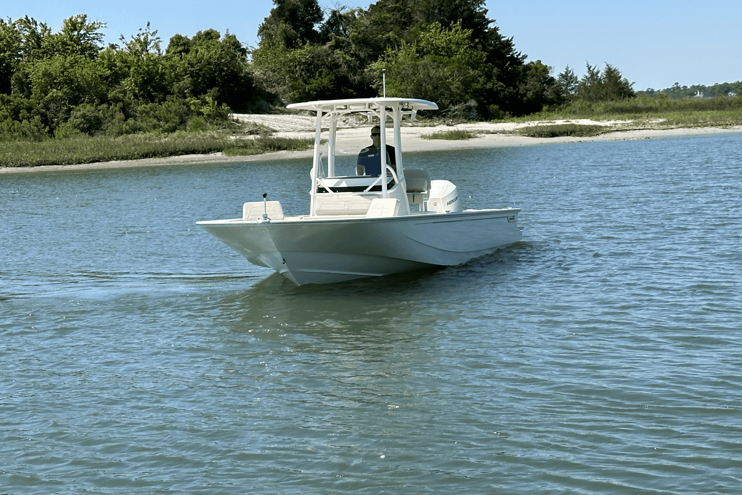 2024 Boston Whaler 210 Montauk Image Thumbnail #8