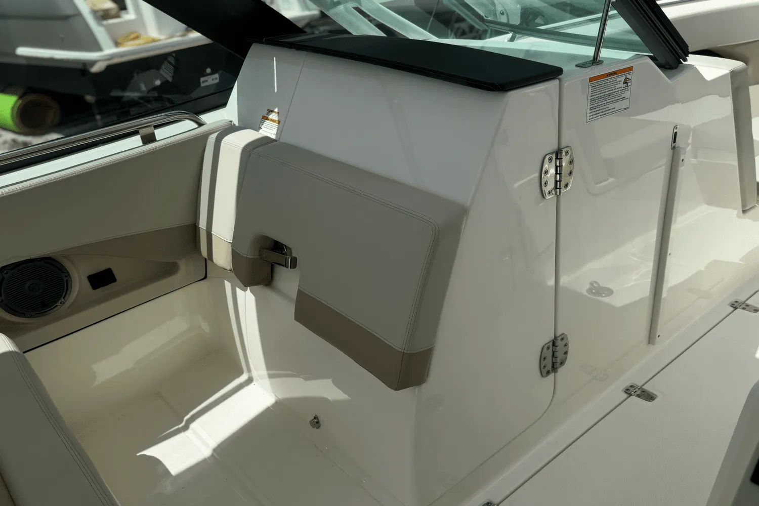 2025 Boston Whaler 240 Vantage Image Thumbnail #49