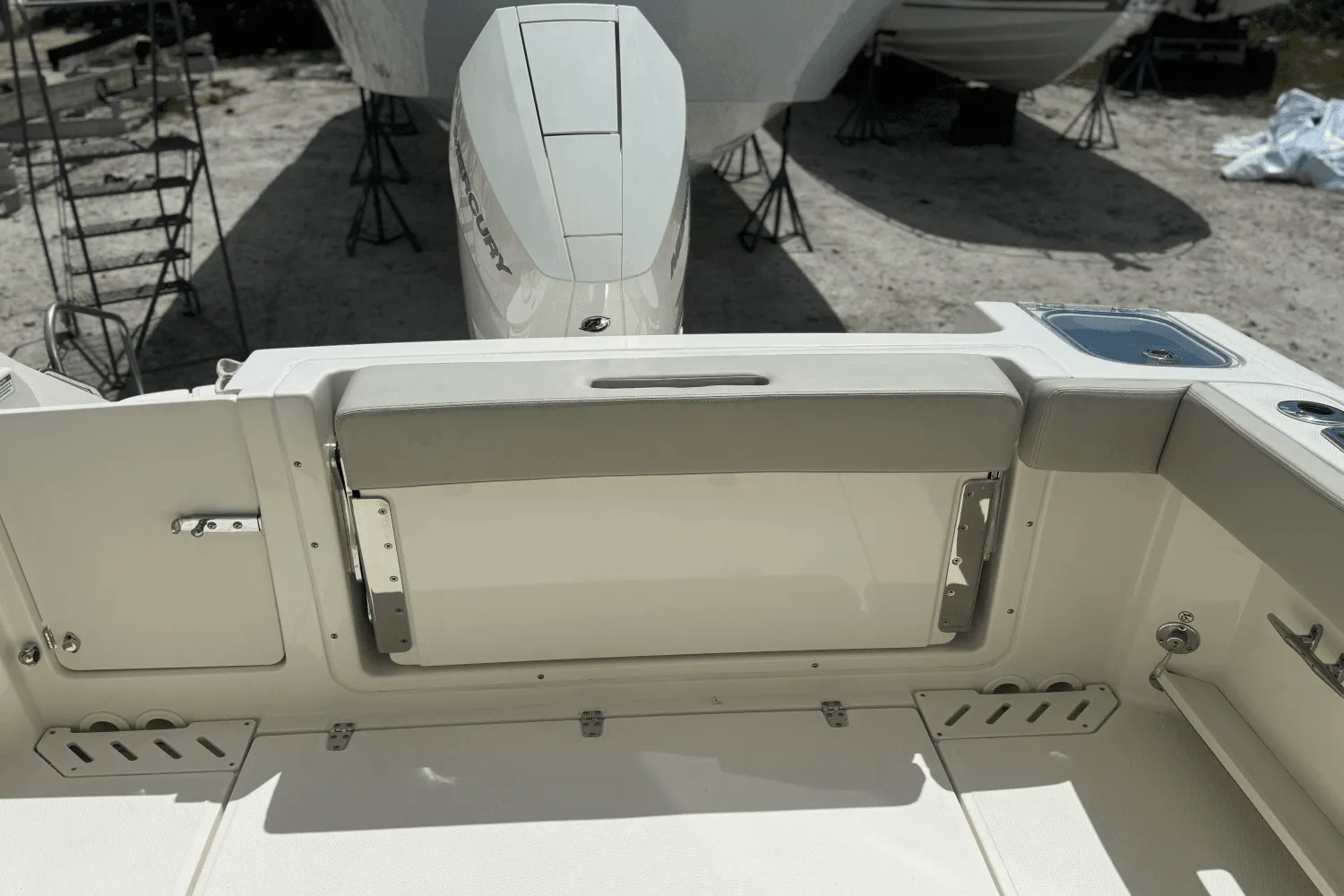 2025 Boston Whaler 240 Vantage Image Thumbnail #51
