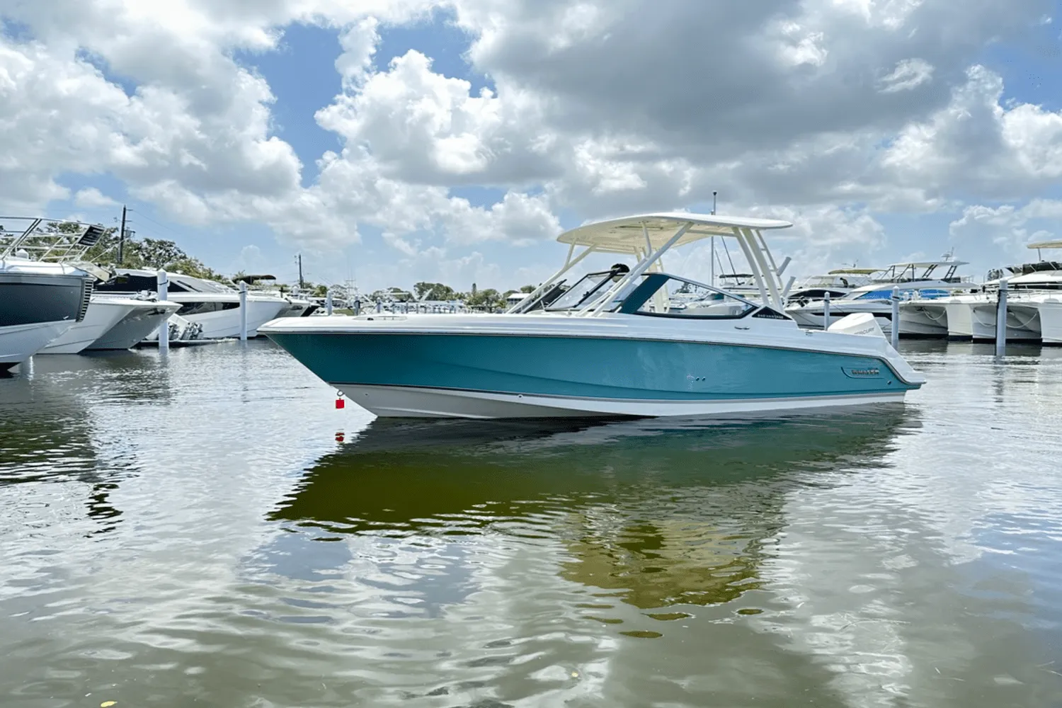 2025 Boston Whaler 240 Vantage Image Thumbnail #6