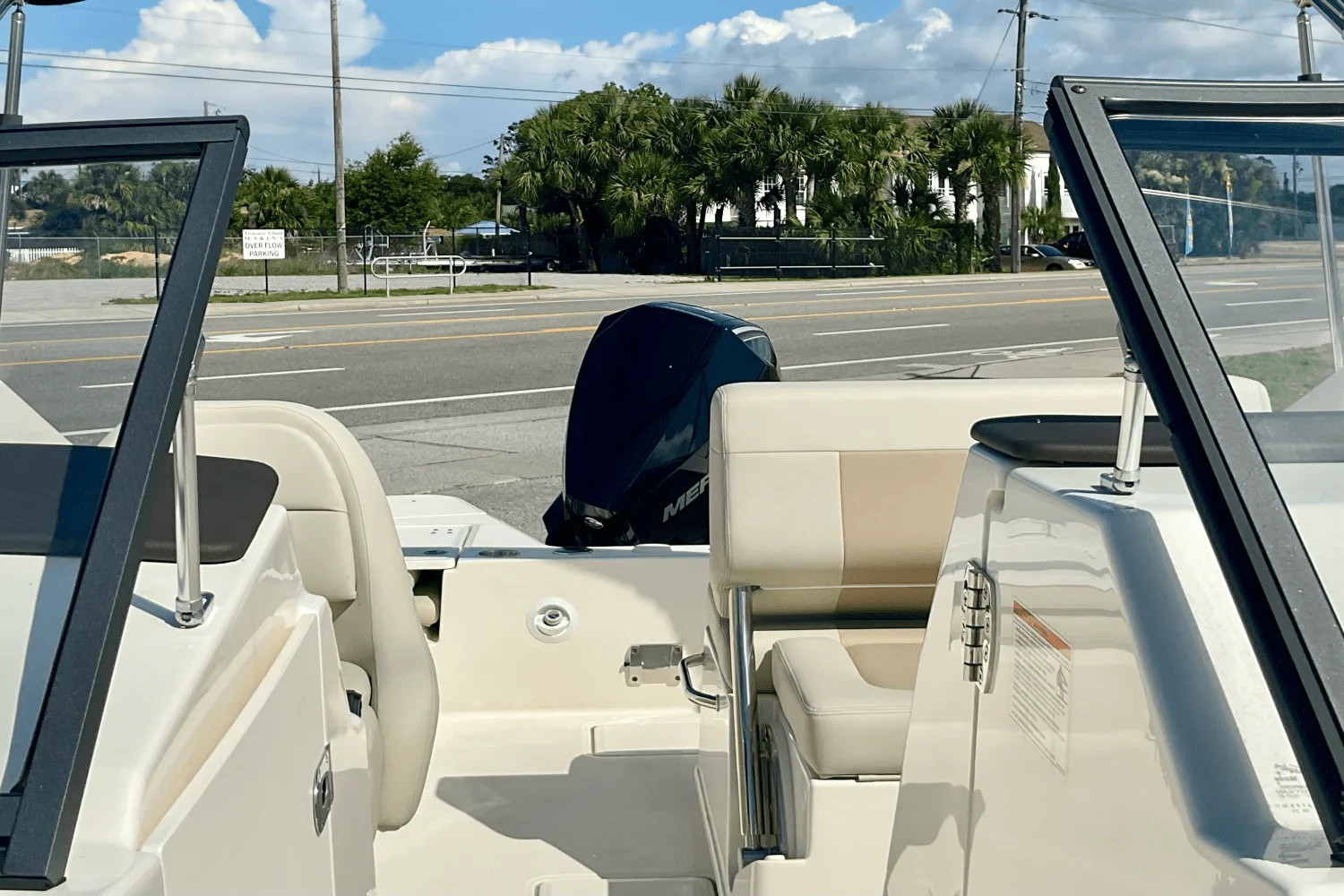 2024 Boston Whaler 210 Vantage Image Thumbnail #14