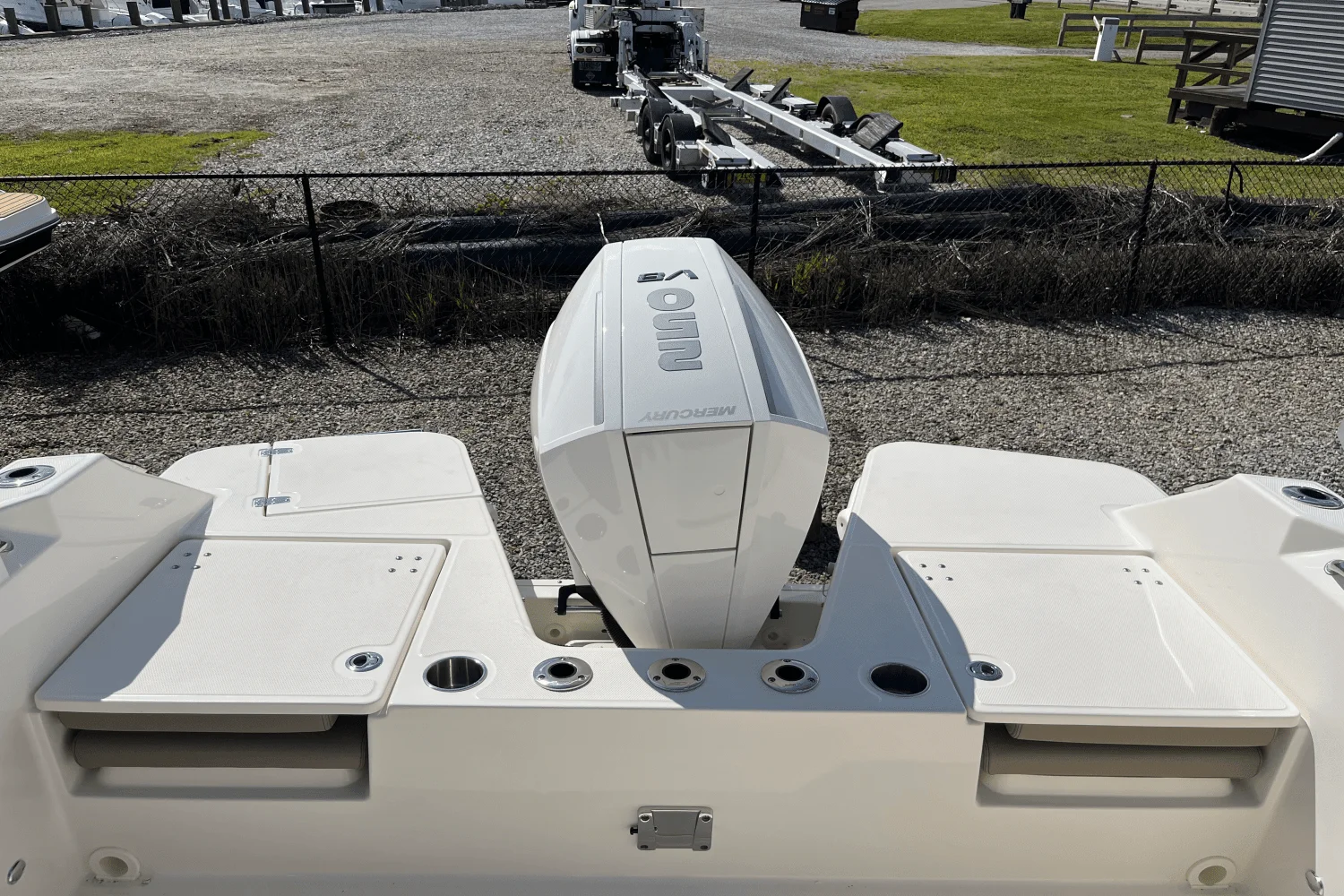 2025 Boston Whaler 210 Vantage Image Thumbnail #4