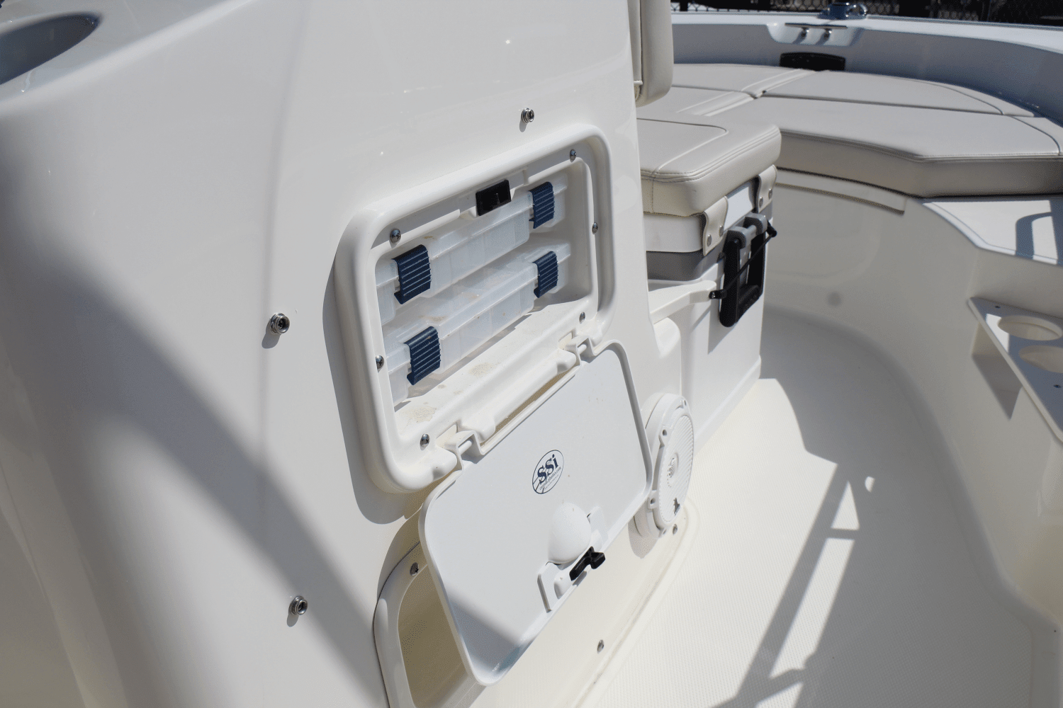 2024 Boston Whaler 170 Montauk Image Thumbnail #16