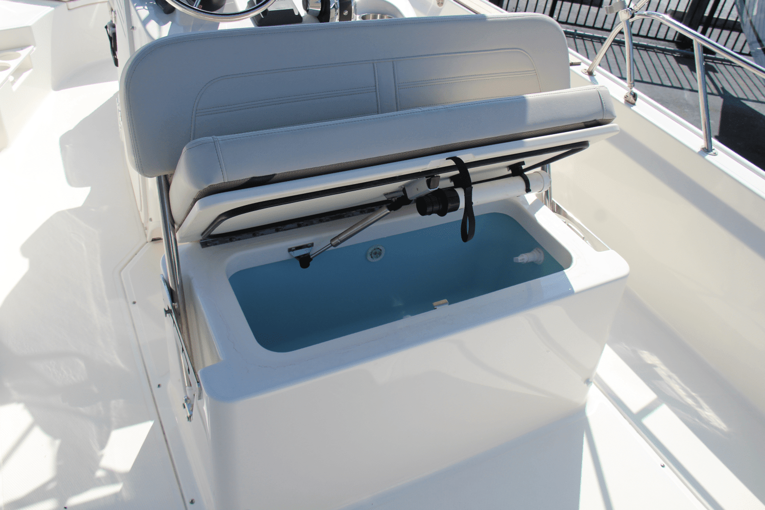 2024 Boston Whaler 170 Montauk Image Thumbnail #4