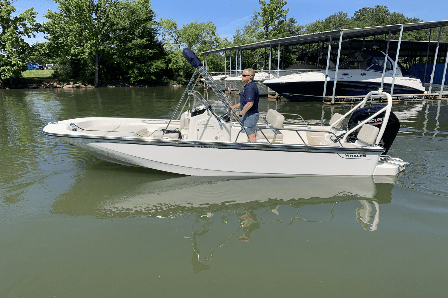 2024 Boston Whaler 170 Montauk Image Thumbnail #3