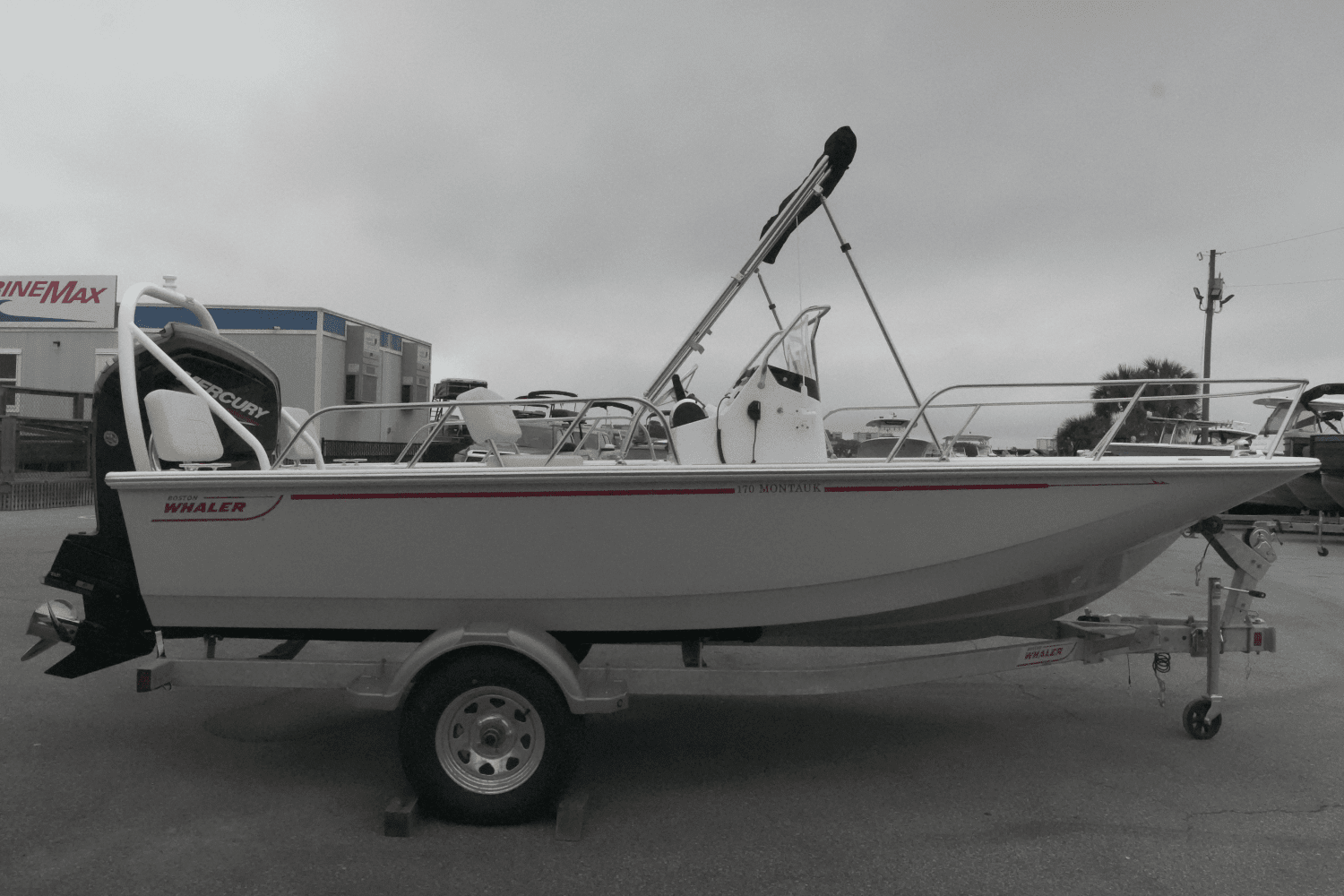 2024 Boston Whaler 170 Montauk Image Thumbnail #4