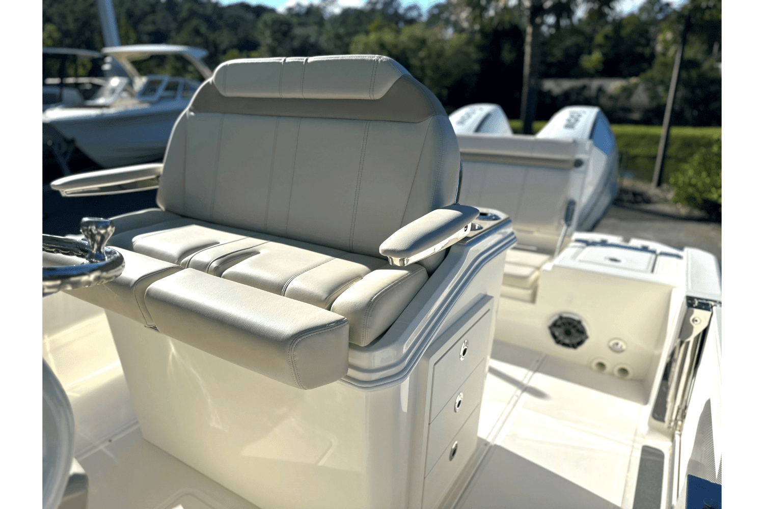 2025 Boston Whaler 280 Dauntless Image Thumbnail #13