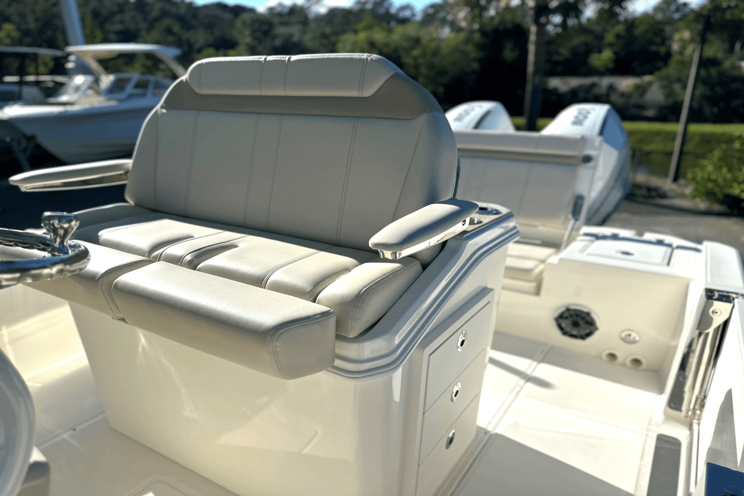 2025 Boston Whaler 280 Dauntless Image Thumbnail #13