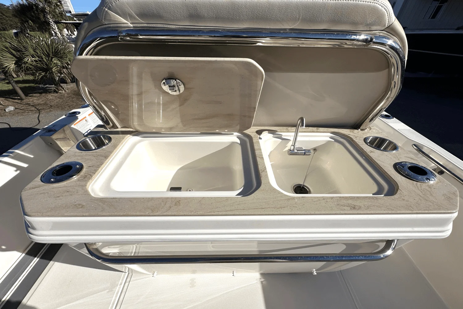 2025 Boston Whaler 280 Dauntless Image Thumbnail #10