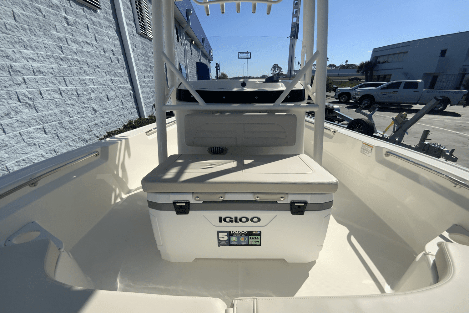 2024 Boston Whaler 190 Montauk Image Thumbnail #12