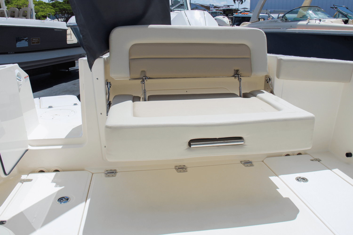 2024 Boston Whaler 280 Vantage Image Thumbnail #9