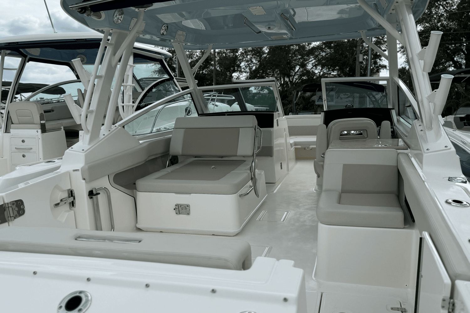 2025 Boston Whaler 280 Vantage Image Thumbnail #12