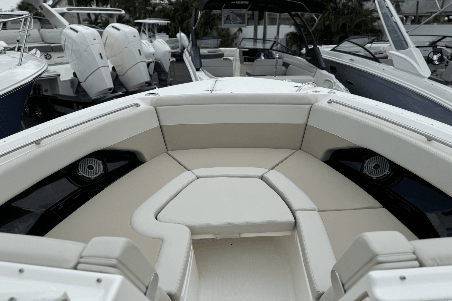 2025 Boston Whaler 280 Vantage Image Thumbnail #32