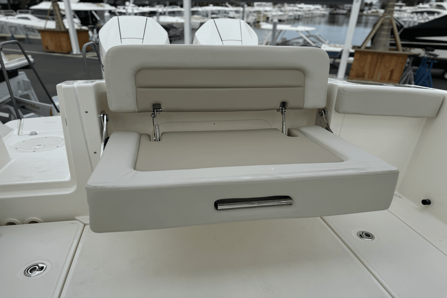 2025 Boston Whaler 280 Vantage Image Thumbnail #16