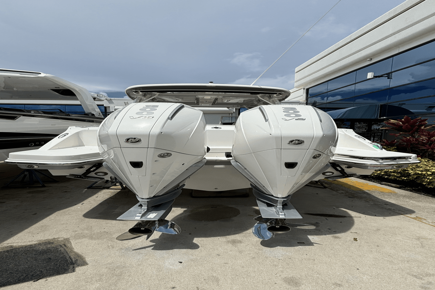 Thumbnail 3 for 2025 Boston Whaler 280 Vantage