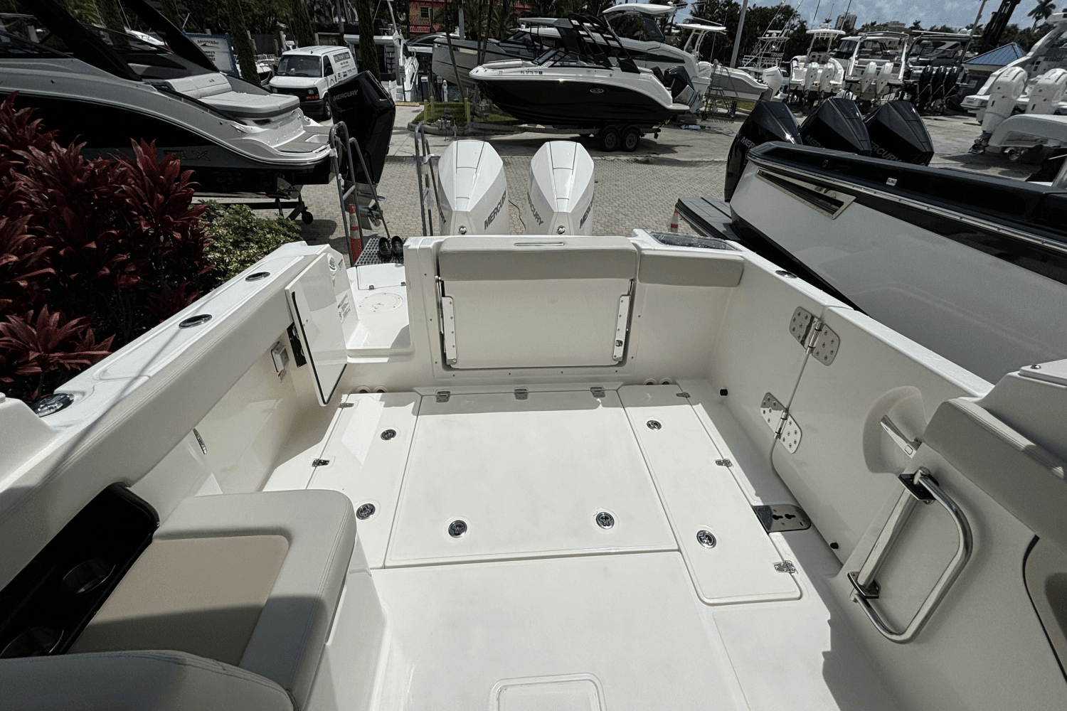 2025 Boston Whaler 280 Vantage Image Thumbnail #6