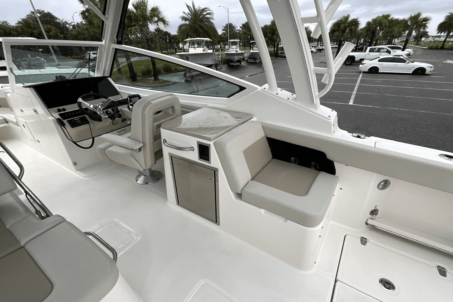 2025 Boston Whaler 280 Vantage Image Thumbnail #19