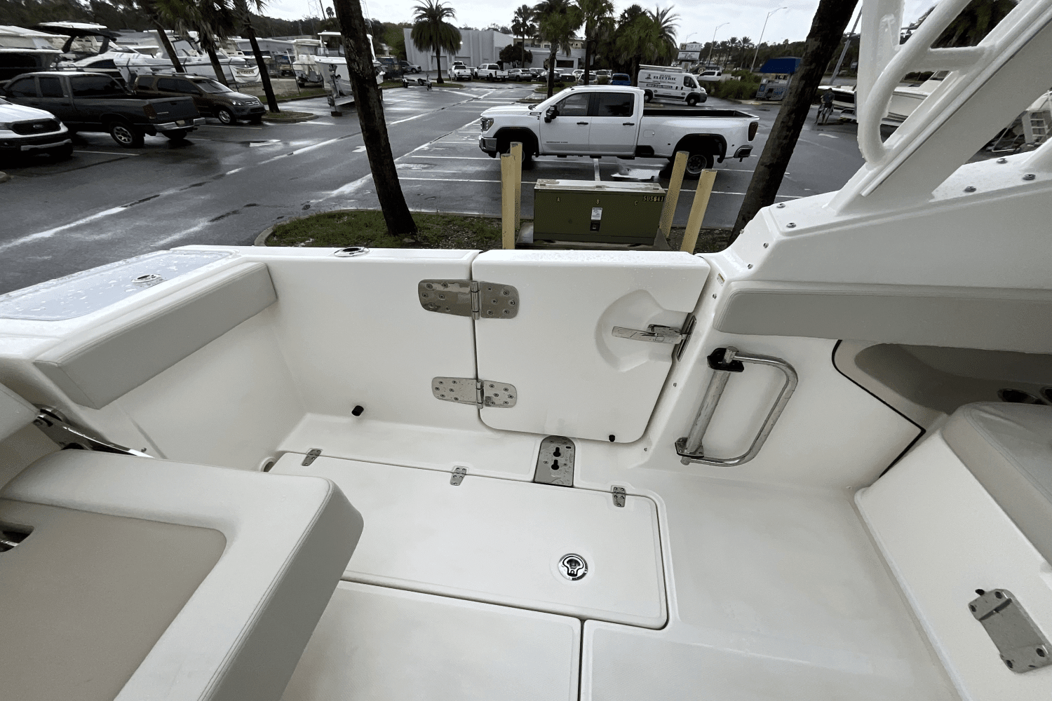 2025 Boston Whaler 280 Vantage Image Thumbnail #12