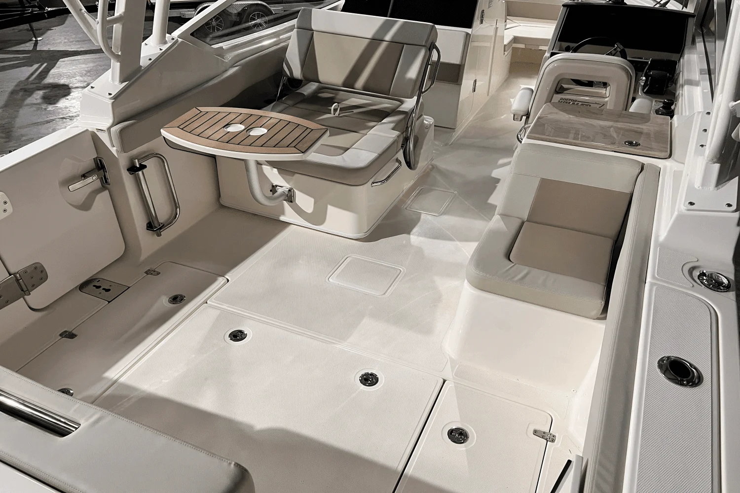 2025 Boston Whaler 280 Vantage Image Thumbnail #5