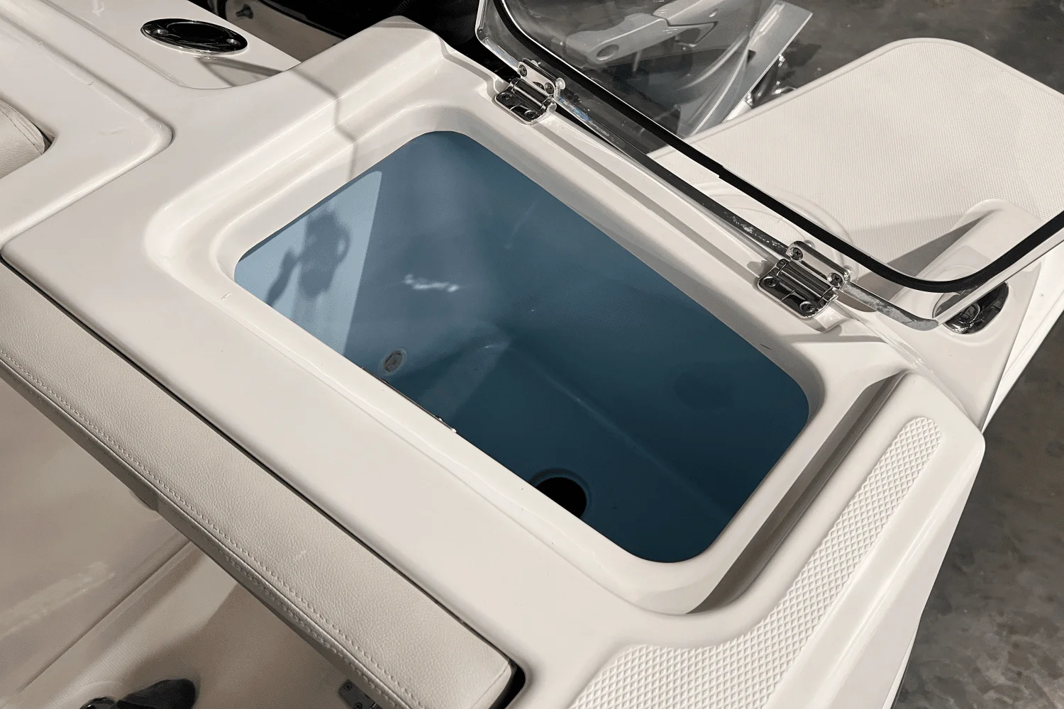 2025 Boston Whaler 280 Vantage Image Thumbnail #22