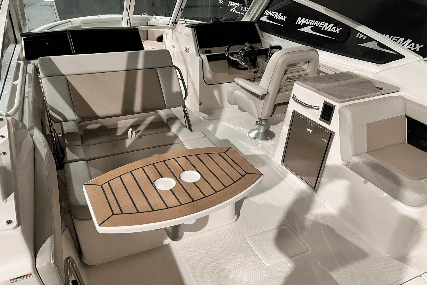 2025 Boston Whaler 280 Vantage Image Thumbnail #6