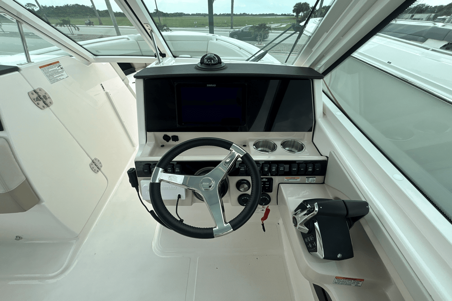 2025 Boston Whaler 280 Vantage Image Thumbnail #17