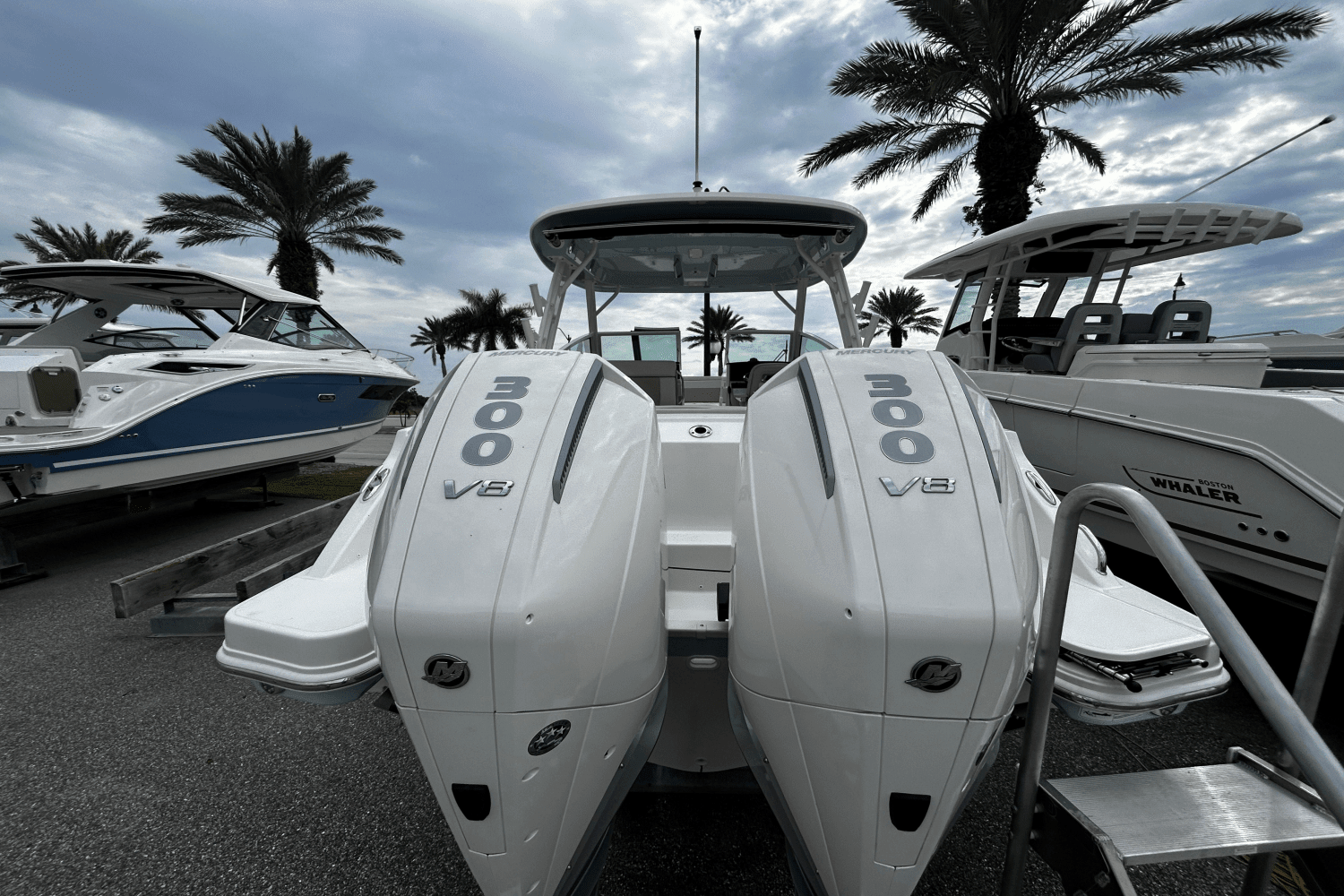 2025 Boston Whaler 280 Vantage Image Thumbnail #3