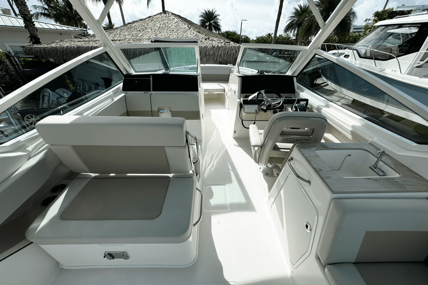 2025 Boston Whaler 280 Vantage Image Thumbnail #18