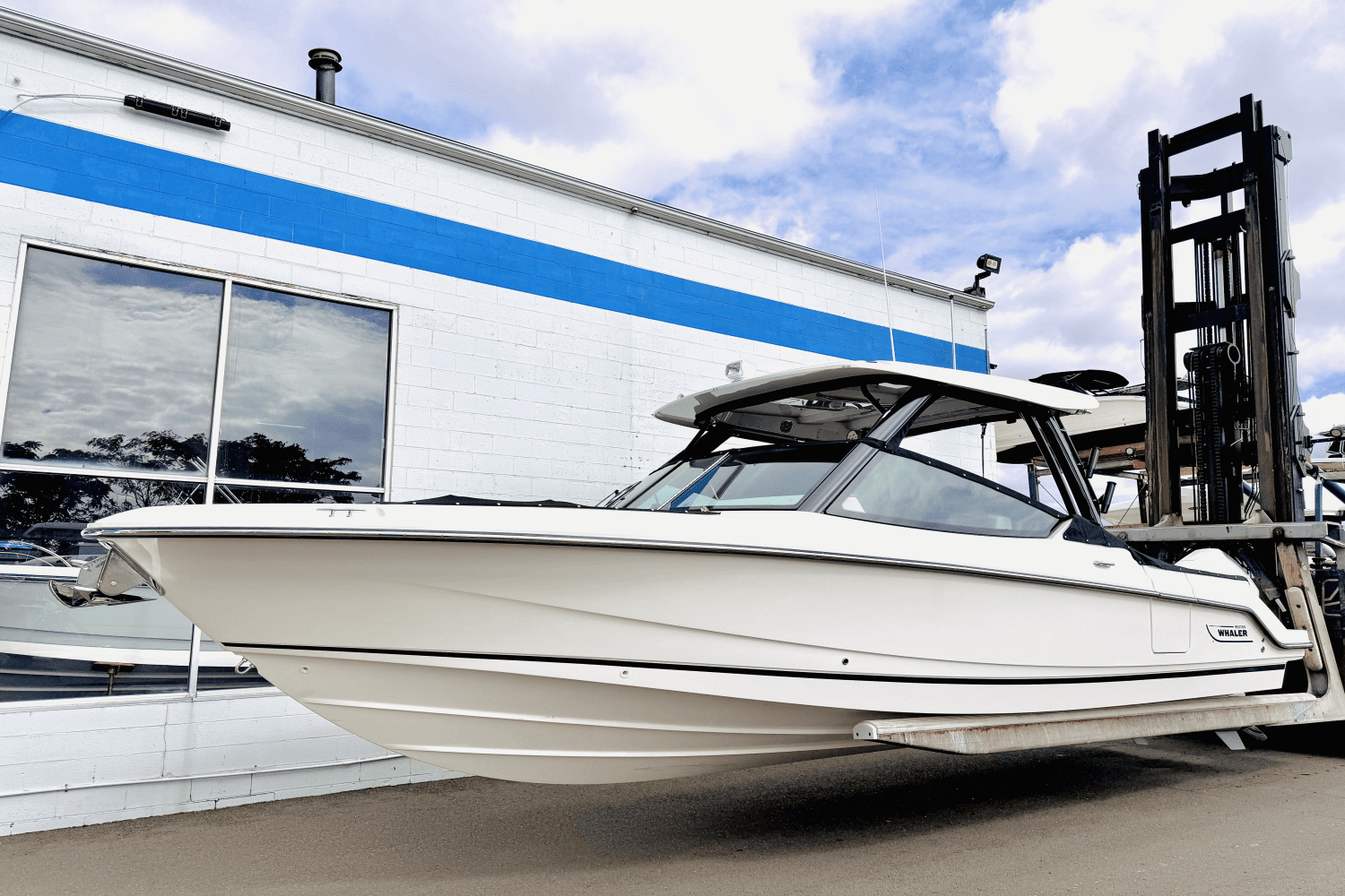 2025 Boston Whaler 280 Vantage Image Thumbnail #2