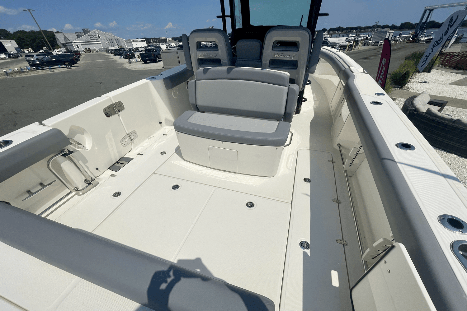 2024 Boston Whaler 330 Outrage Image Thumbnail #10