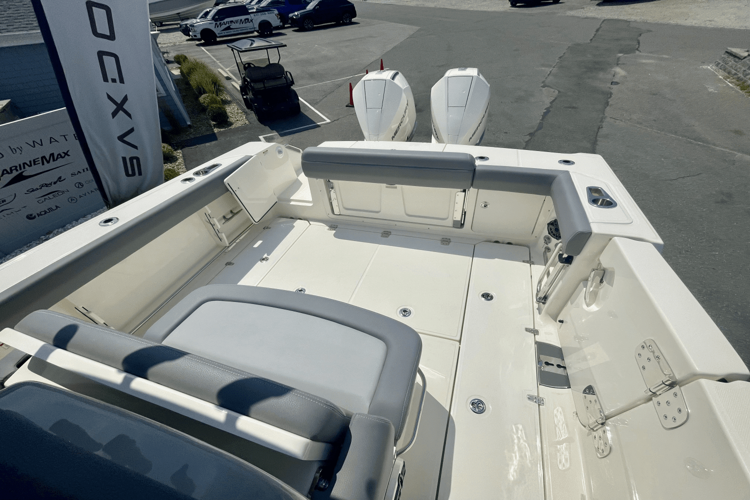 2024 Boston Whaler 330 Outrage Image Thumbnail #6